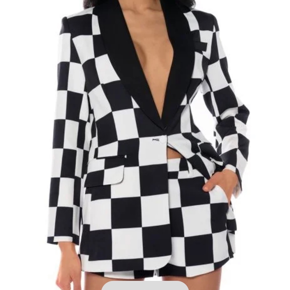 Akira Checkmate Fitter Blazer in Black and White